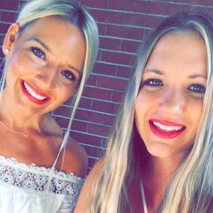 Meet your Posher, Darcy